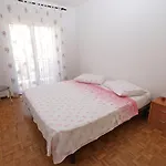 Slavica 914 Appartamento Medolino