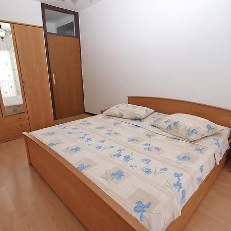 Slavica 914
