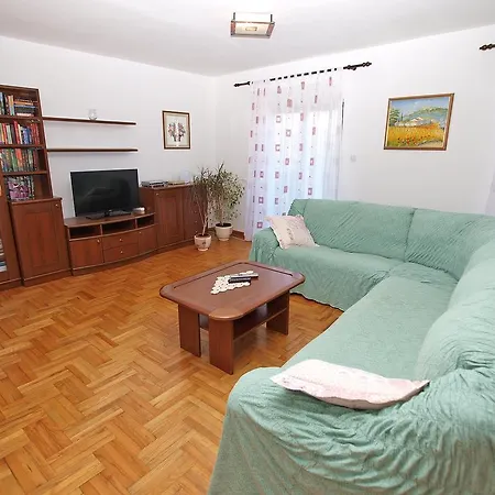 Apartment Slavica 914 *